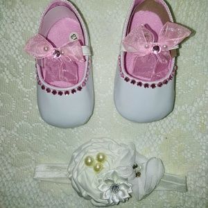 2 Pcs Baby shoes and heaband